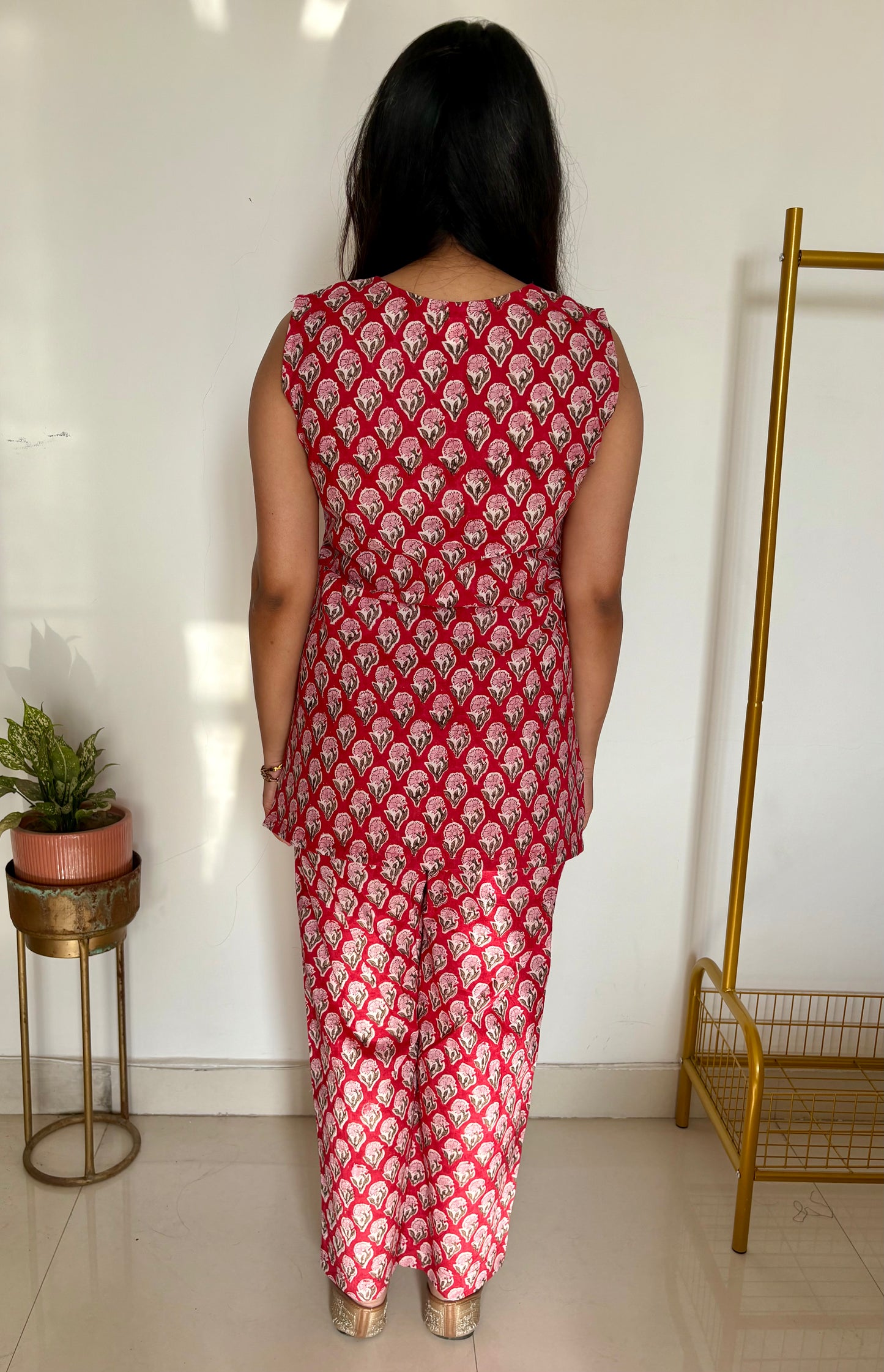 Hand block Printed sleeveless cotton set