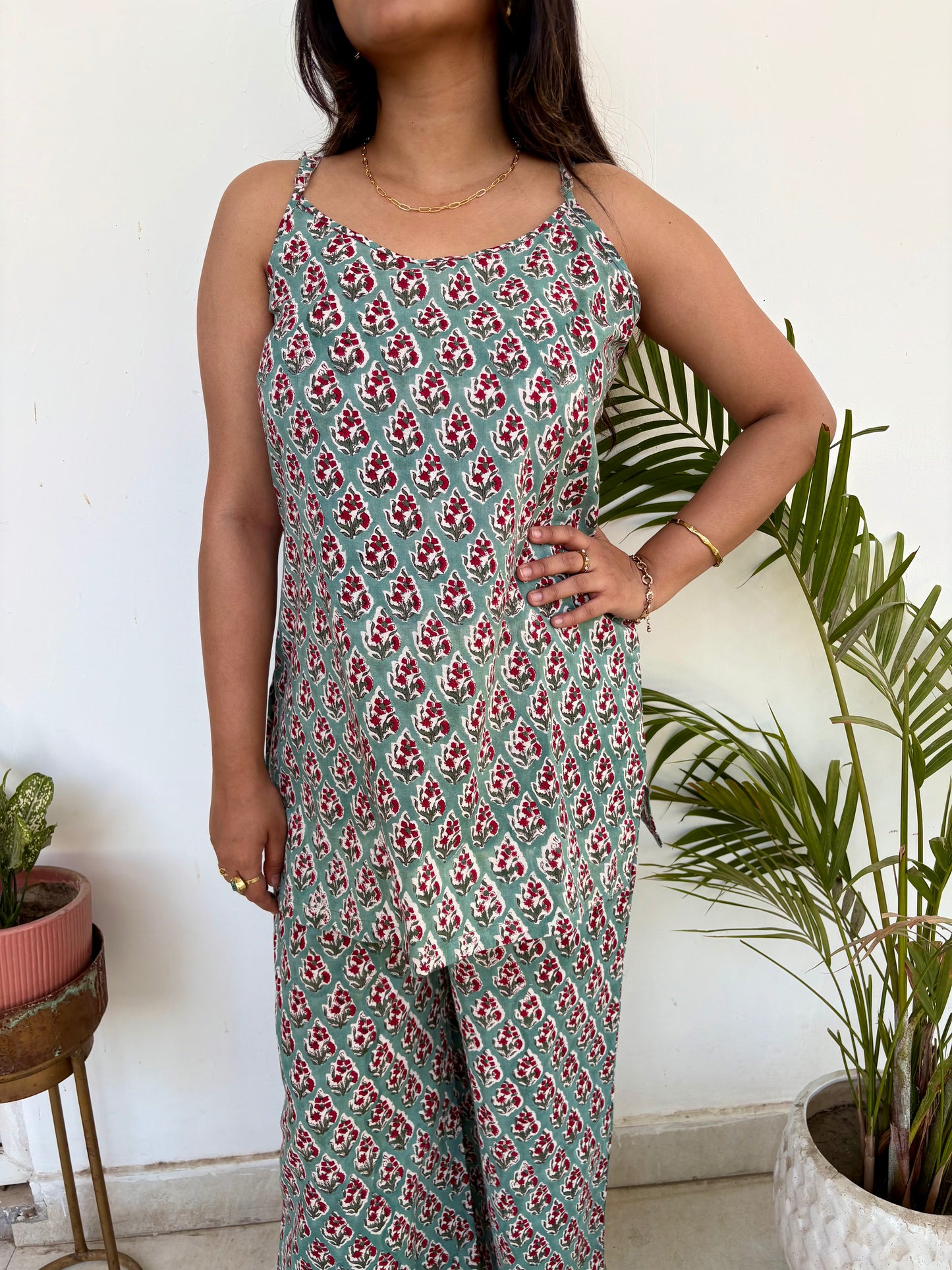 Spagetti style green block printed co-ord